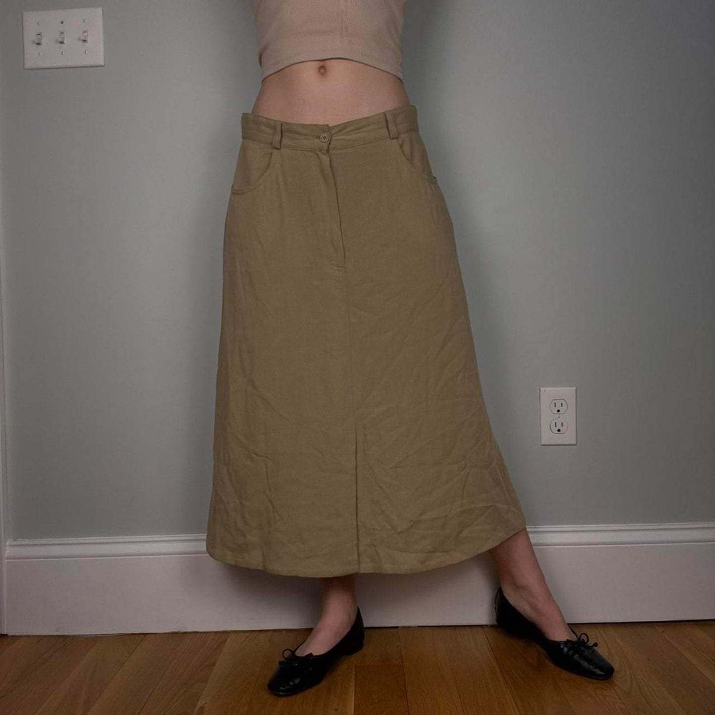 Tan vintage maxi skirt lightweight - size M