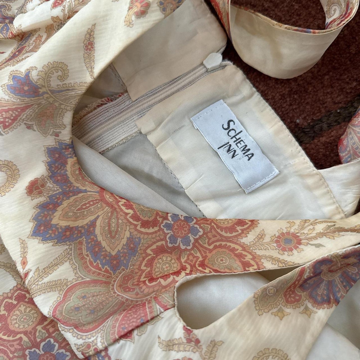 Silk floral 90s floral halter dress - size XS from Schema Inn