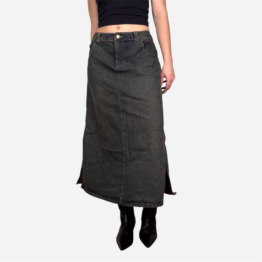Dark wash denim midi maxi skirt - size M from Riveted by Lee