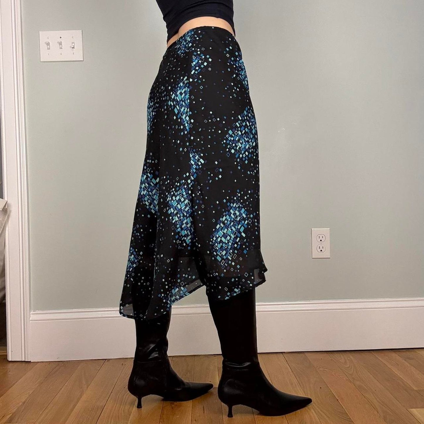 90s floral midi skirt - size M from A. Byer