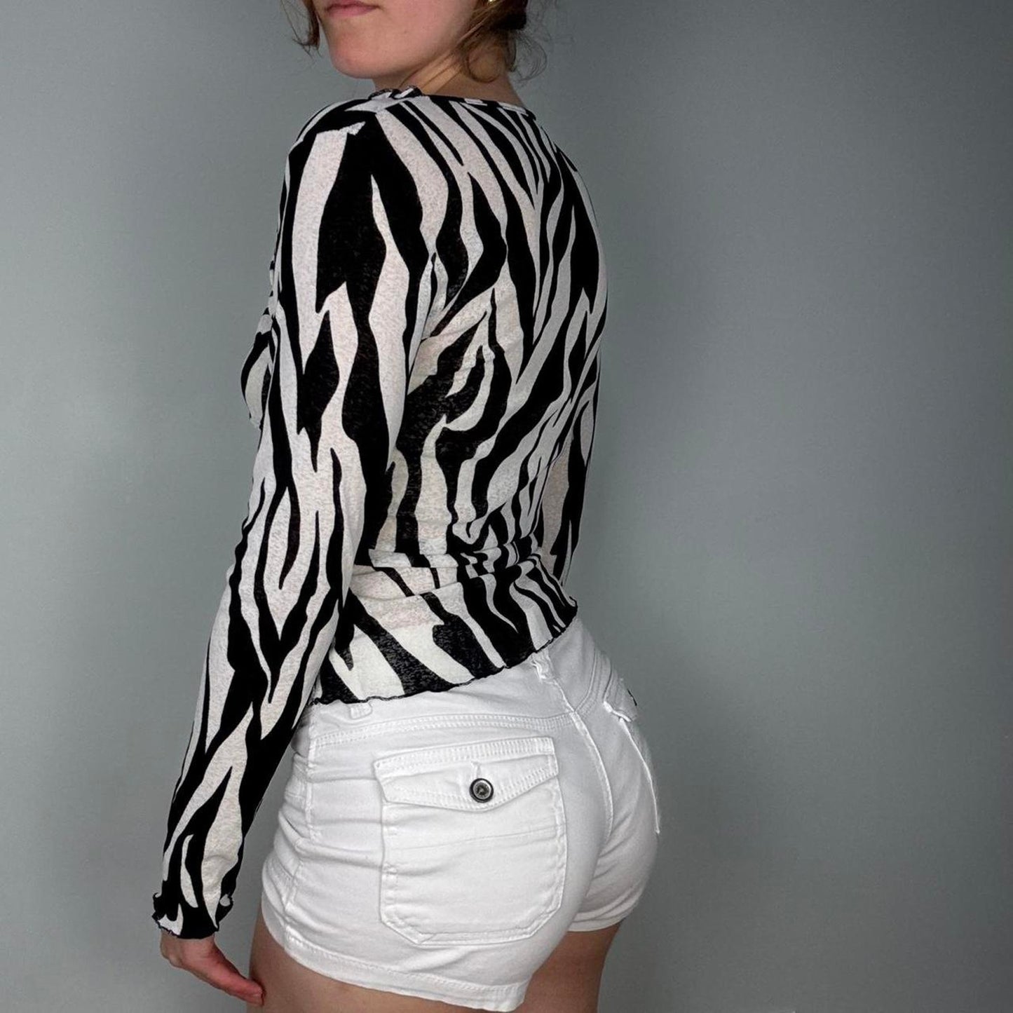 Mesh black white zebra print ruffle long sleeve top - size XS from Rinascimento