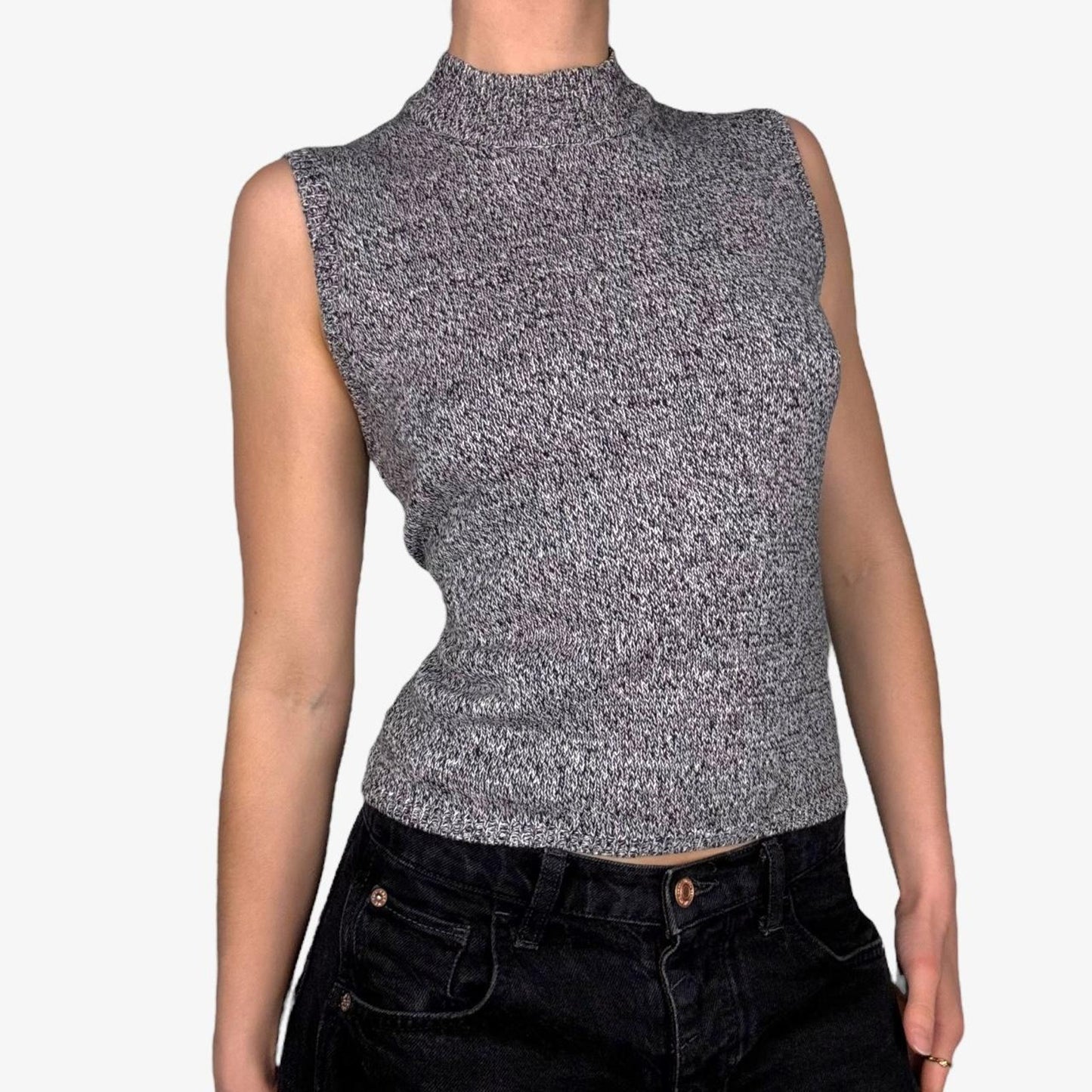 Minimal 90s grey sleeveless turtleneck top sleeveless - size M (petitie) from Kasper