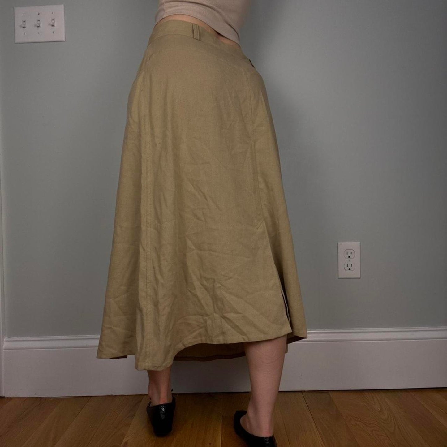 Tan vintage maxi skirt lightweight - size M