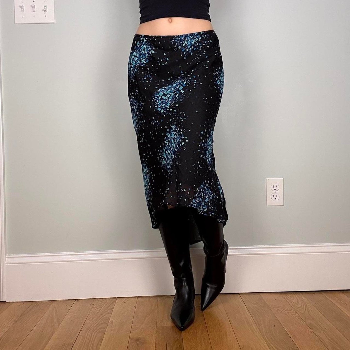 90s floral midi skirt - size M from A. Byer